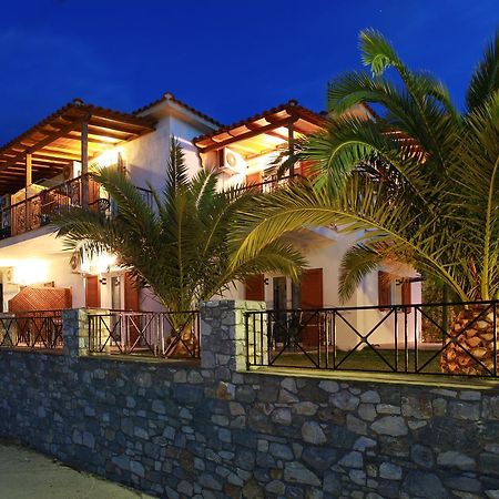 Pavlos Maria Studios Скиатос Экстерьер фото
